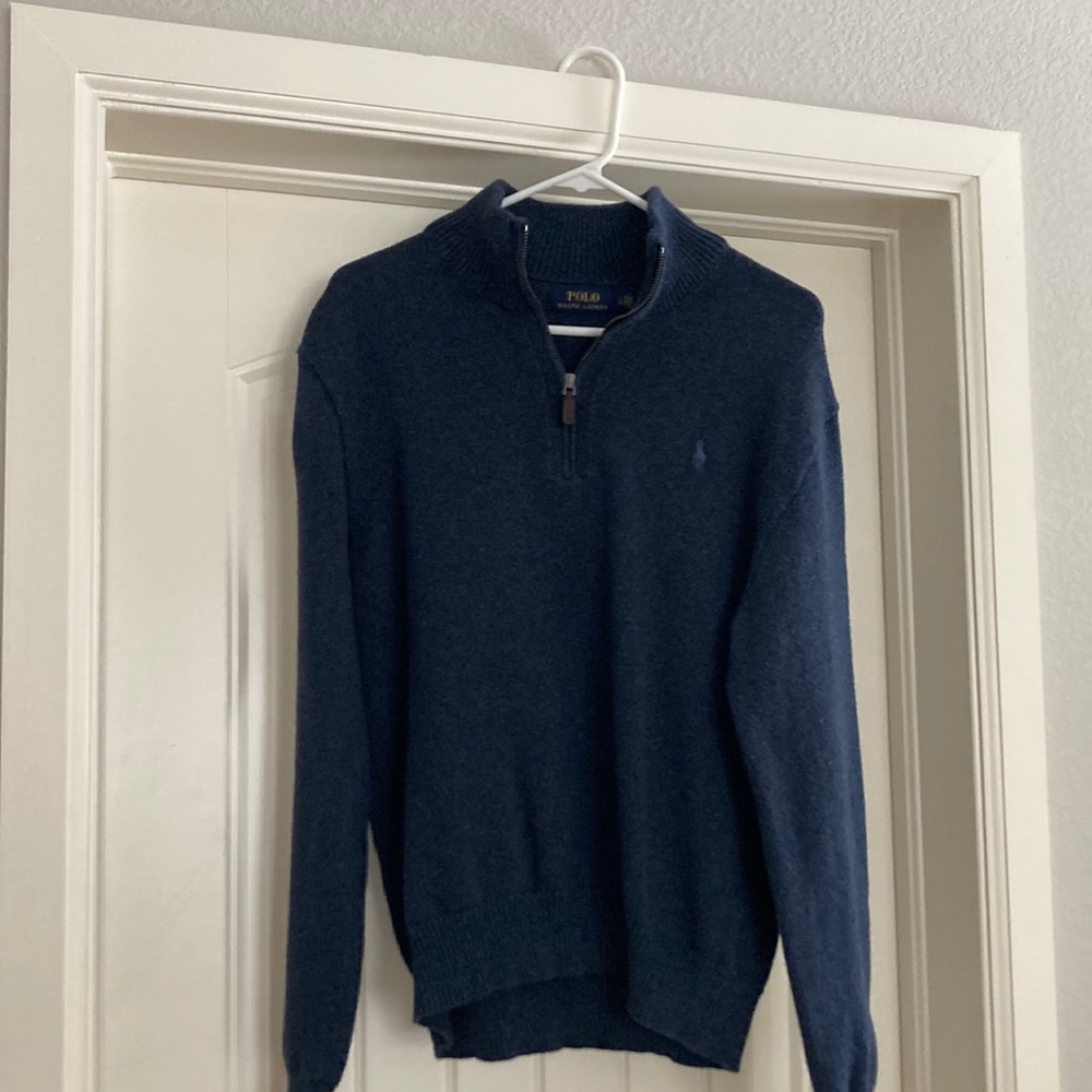 Mens Polo Quarter zip sweater. Size L.